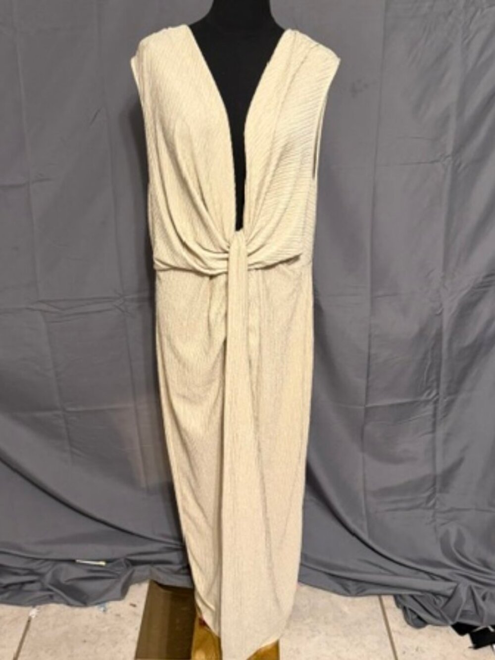 SHEIN Plunging Neckline Dress Size 2XL